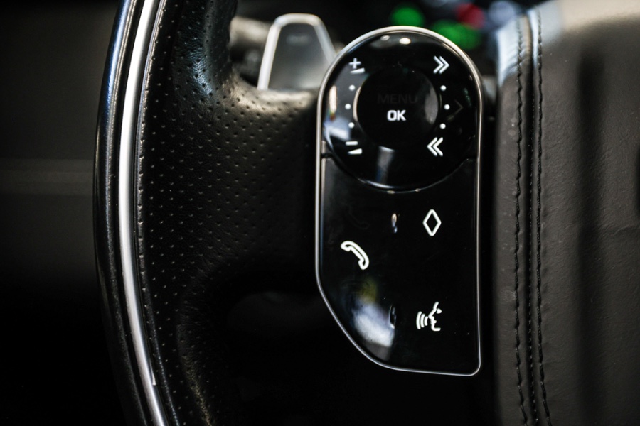 2018 Land Rover Range Rover Velar P380 R-Dynamic SE, available for sale in ELMONT, New York | 26 Motors Long Island. ELMONT, New York 2018 Land Rover Range Rover Velar P380 R-Dynamic SE, available for sale in ELMONT, New York | 26 Motors Long Island. ELMONT, New York
