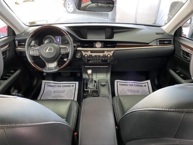 Used Lexus Es ES 350 2017 | Queens Auto Mall. Richmond Hill, New York Used Lexus Es ES 350 2017 | Queens Auto Mall. Richmond Hill, New York