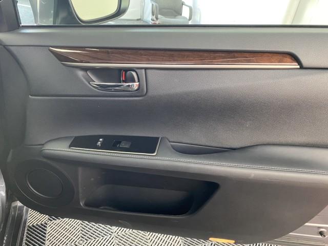 Used Lexus Es ES 350 2017 | Queens Auto Mall. Richmond Hill, New York Used Lexus Es ES 350 2017 | Queens Auto Mall. Richmond Hill, New York