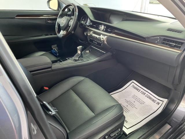 Used Lexus Es ES 350 2017 | Queens Auto Mall. Richmond Hill, New York Used Lexus Es ES 350 2017 | Queens Auto Mall. Richmond Hill, New York