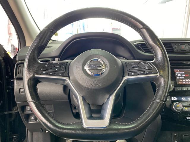 Used Nissan Rogue Sport AWD SV 2017 | Queens Auto Mall. Richmond Hill, New York Used Nissan Rogue Sport AWD SV 2017 | Queens Auto Mall. Richmond Hill, New York