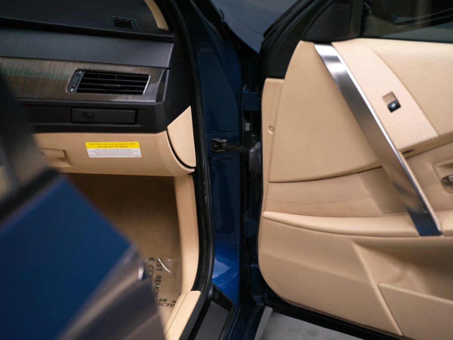 2004 BMW 5 Series 530i 4dr Sdn, available for sale in North Salem, New York | Meccanic Shop North Inc. North Salem, New York 2004 BMW 5 Series 530i 4dr Sdn, available for sale in North Salem, New York | Meccanic Shop North Inc. North Salem, New York