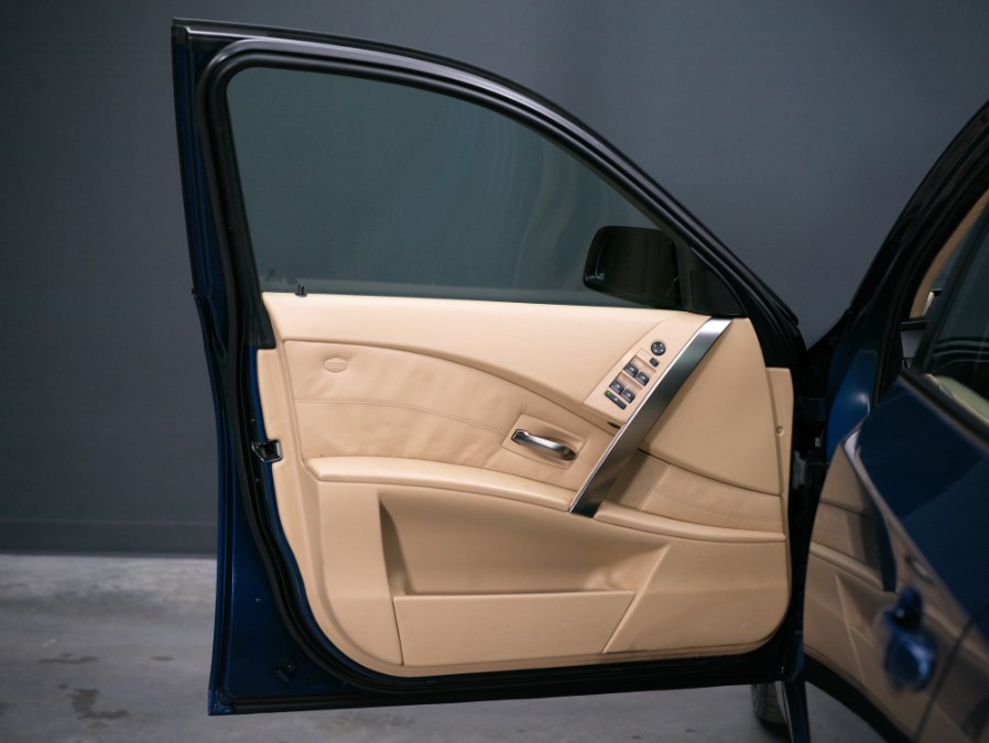 2004 BMW 5 Series 530i 4dr Sdn, available for sale in North Salem, New York | Meccanic Shop North Inc. North Salem, New York 2004 BMW 5 Series 530i 4dr Sdn, available for sale in North Salem, New York | Meccanic Shop North Inc. North Salem, New York