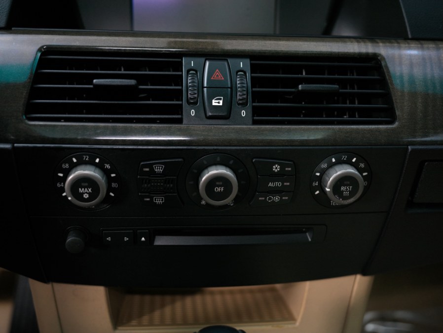 2004 BMW 5 Series 530i 4dr Sdn, available for sale in North Salem, New York | Meccanic Shop North Inc. North Salem, New York 2004 BMW 5 Series 530i 4dr Sdn, available for sale in North Salem, New York | Meccanic Shop North Inc. North Salem, New York