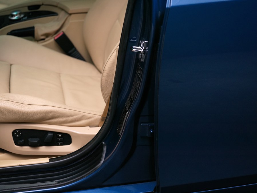 2004 BMW 5 Series 530i 4dr Sdn, available for sale in North Salem, New York | Meccanic Shop North Inc. North Salem, New York 2004 BMW 5 Series 530i 4dr Sdn, available for sale in North Salem, New York | Meccanic Shop North Inc. North Salem, New York