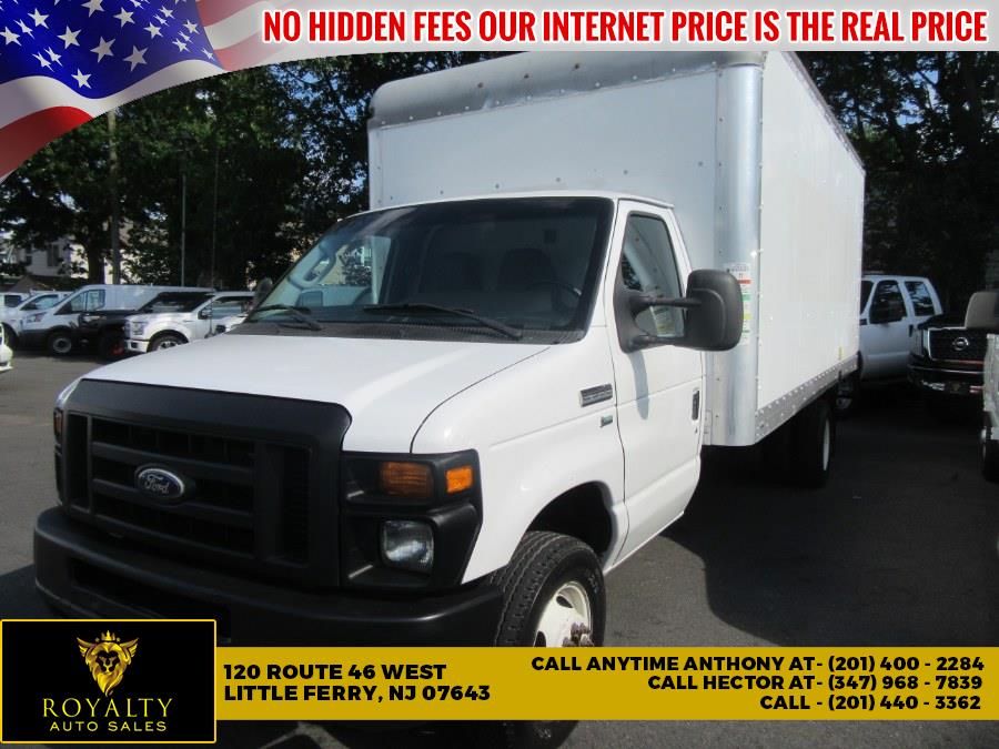 Used Ford Econoline Commercial Cutaway E-350 Super Duty 176" DRW 2014 | Royalty Auto Sales. Little Ferry, New Jersey
