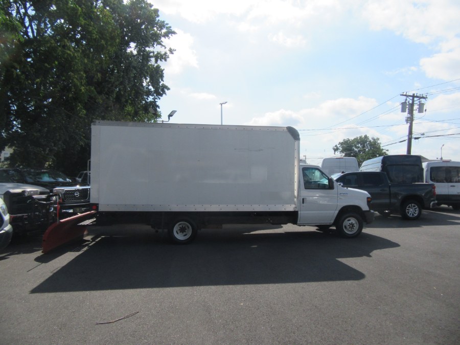 Used Ford Econoline Commercial Cutaway E-350 Super Duty 176" DRW 2014 | Royalty Auto Sales. Little Ferry, New Jersey Used Ford Econoline Commercial Cutaway E-350 Super Duty 176" DRW 2014 | Royalty Auto Sales. Little Ferry, New Jersey