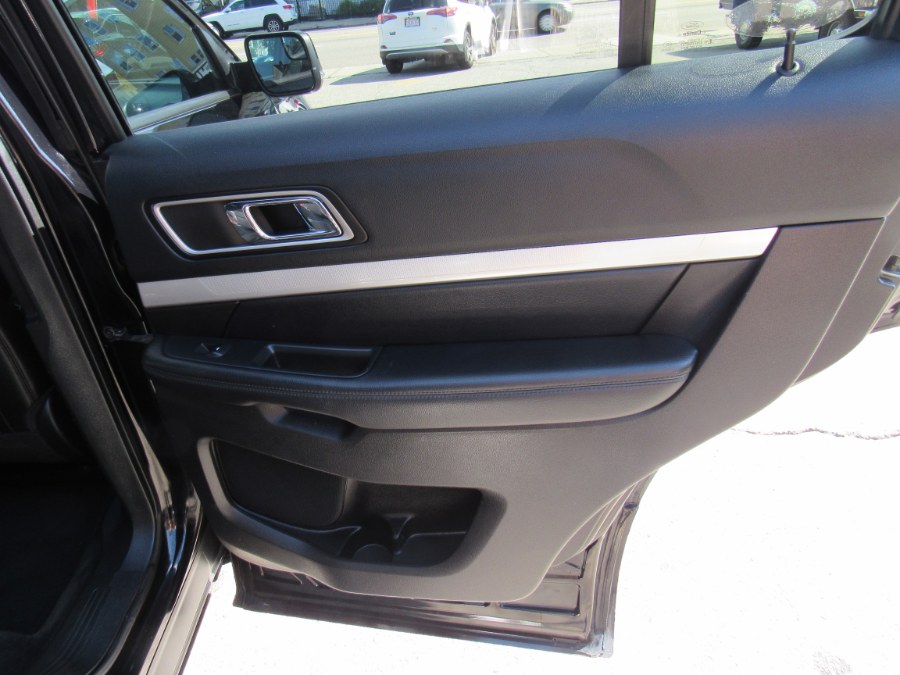 2016 Ford Explorer XLT, available for sale in Worcester, Massachusetts | Hilario's Auto Sales Inc.. Worcester, Massachusetts 2016 Ford Explorer XLT, available for sale in Worcester, Massachusetts | Hilario's Auto Sales Inc.. Worcester, Massachusetts