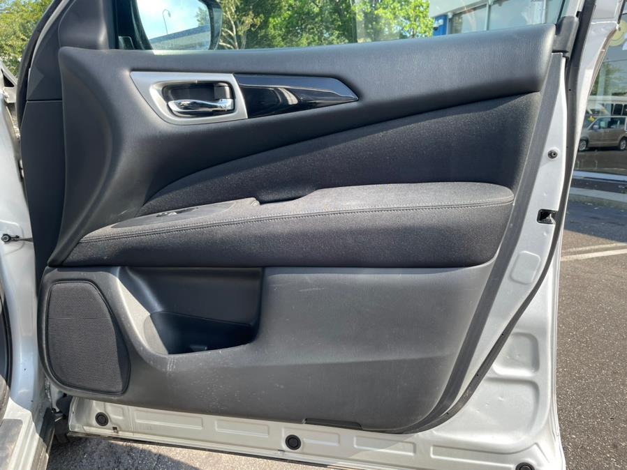 Used Nissan Pathfinder 4x4 S. CLEAN CARFAX!!! 2017 | Sunrise Auto Sales. Rosedale, New York Used Nissan Pathfinder 4x4 S. CLEAN CARFAX!!! 2017 | Sunrise Auto Sales. Rosedale, New York