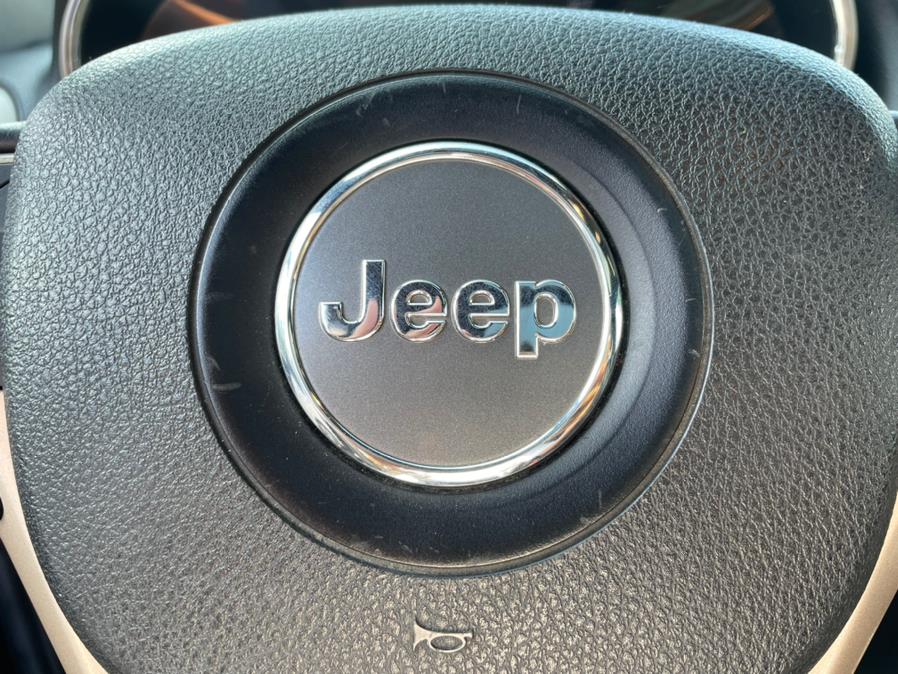 2014 Jeep Grand Cherokee Limited. CLEAN CARFAX!, available for sale in Rosedale, New York | Sunrise Auto Sales. Rosedale, New York 2014 Jeep Grand Cherokee Limited. CLEAN CARFAX!, available for sale in Rosedale, New York | Sunrise Auto Sales. Rosedale, New York