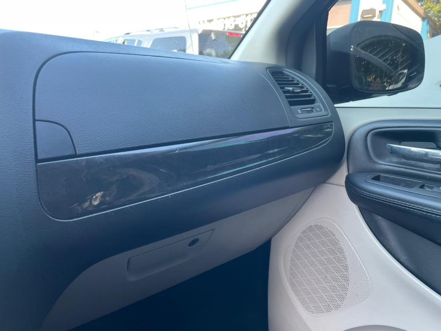 2015 Dodge Grand Caravan SXT. LOW MILES! 3RD ROW SEAT!!!, available for sale in Rosedale, New York | Sunrise Auto Sales. Rosedale, New York 2015 Dodge Grand Caravan SXT. LOW MILES! 3RD ROW SEAT!!!, available for sale in Rosedale, New York | Sunrise Auto Sales. Rosedale, New York