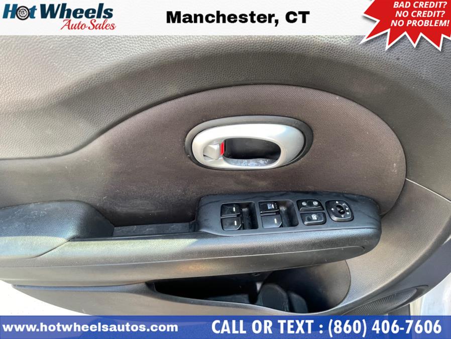 Used Kia Soul 5dr Wgn Auto Base 2016 | Hot Wheels Auto Sales LLC. Manchester, Connecticut Used Kia Soul 5dr Wgn Auto Base 2016 | Hot Wheels Auto Sales LLC. Manchester, Connecticut