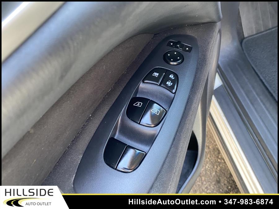 Used Nissan Pathfinder SV 2014 | Hillside Auto Outlet. Jamaica, New York Used Nissan Pathfinder SV 2014 | Hillside Auto Outlet. Jamaica, New York