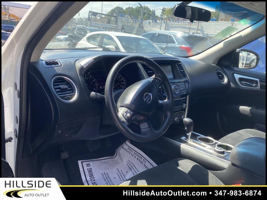 Used Nissan Pathfinder SV 2014 | Hillside Auto Outlet. Jamaica, New York Used Nissan Pathfinder SV 2014 | Hillside Auto Outlet. Jamaica, New York