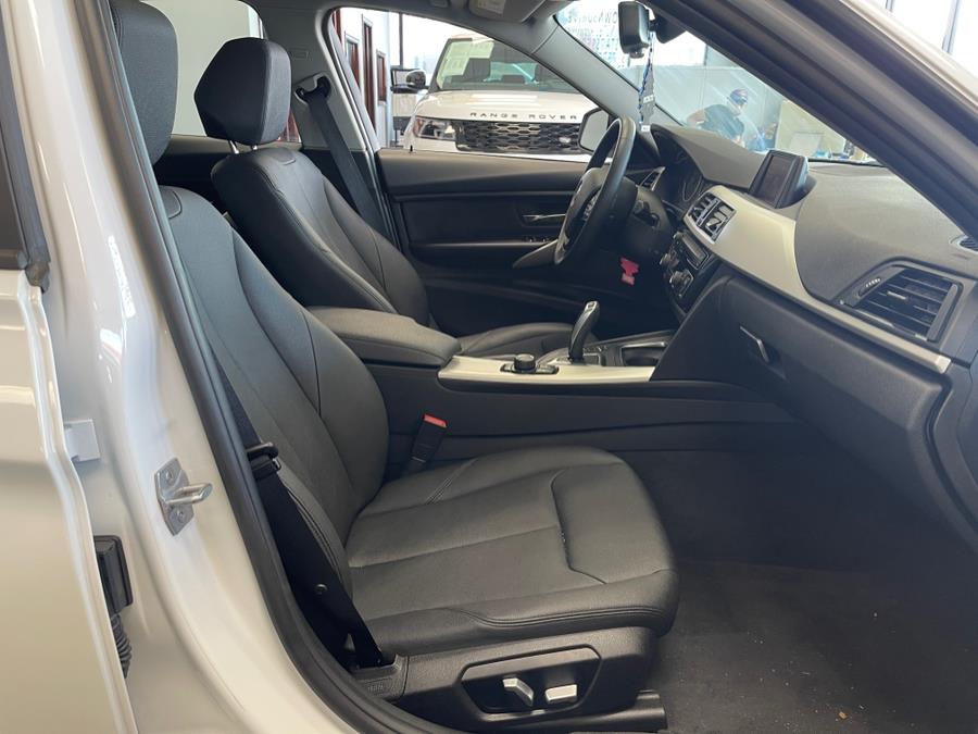2018 BMW 3 Series 320i xDrive Sedan, available for sale in Inwood, New York | 5 Towns Drive. Inwood, New York 2018 BMW 3 Series 320i xDrive Sedan, available for sale in Inwood, New York | 5 Towns Drive. Inwood, New York