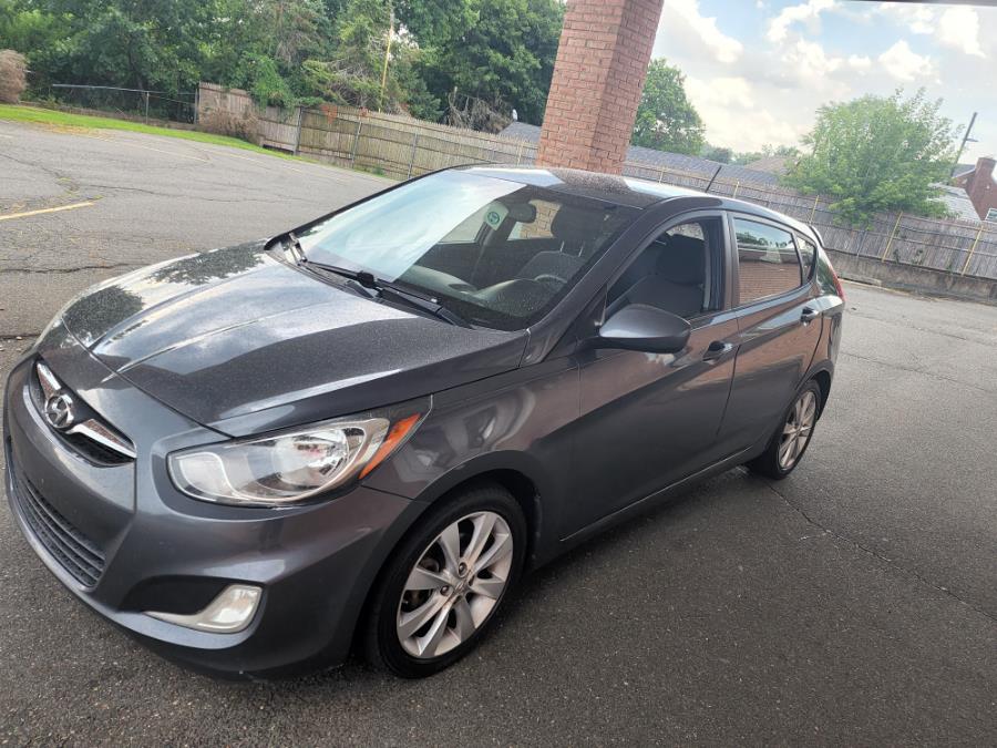 Used Hyundai Accent 5dr HB Auto SE 2012 | Supreme Automotive. New Britain, Connecticut Used Hyundai Accent 5dr HB Auto SE 2012 | Supreme Automotive. New Britain, Connecticut
