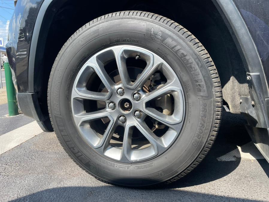 2014 Jeep Grand Cherokee Limited. CLEAN CARFAX!, available for sale in Elmont, New York | Sunrise of Elmont. Elmont, New York 2014 Jeep Grand Cherokee Limited. CLEAN CARFAX!, available for sale in Elmont, New York | Sunrise of Elmont. Elmont, New York