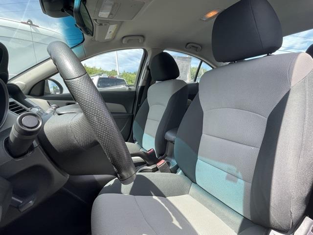 Used Chevrolet Cruze LS 2012 | Blasius Federal Road. Brookfield, Connecticut Used Chevrolet Cruze LS 2012 | Blasius Federal Road. Brookfield, Connecticut