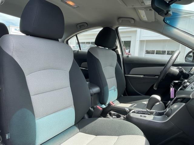 Used Chevrolet Cruze LS 2012 | Blasius Federal Road. Brookfield, Connecticut Used Chevrolet Cruze LS 2012 | Blasius Federal Road. Brookfield, Connecticut