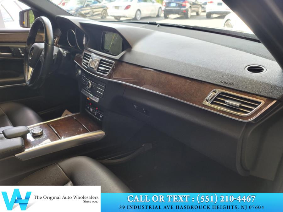 Used Mercedes-Benz E-Class 4dr Sdn E 350 Luxury 4MATIC 2016 | AW Auto & Truck Wholesalers, Inc. Hasbrouck Heights, New Jersey Used Mercedes-Benz E-Class 4dr Sdn E 350 Luxury 4MATIC 2016 | AW Auto & Truck Wholesalers, Inc. Hasbrouck Heights, New Jersey