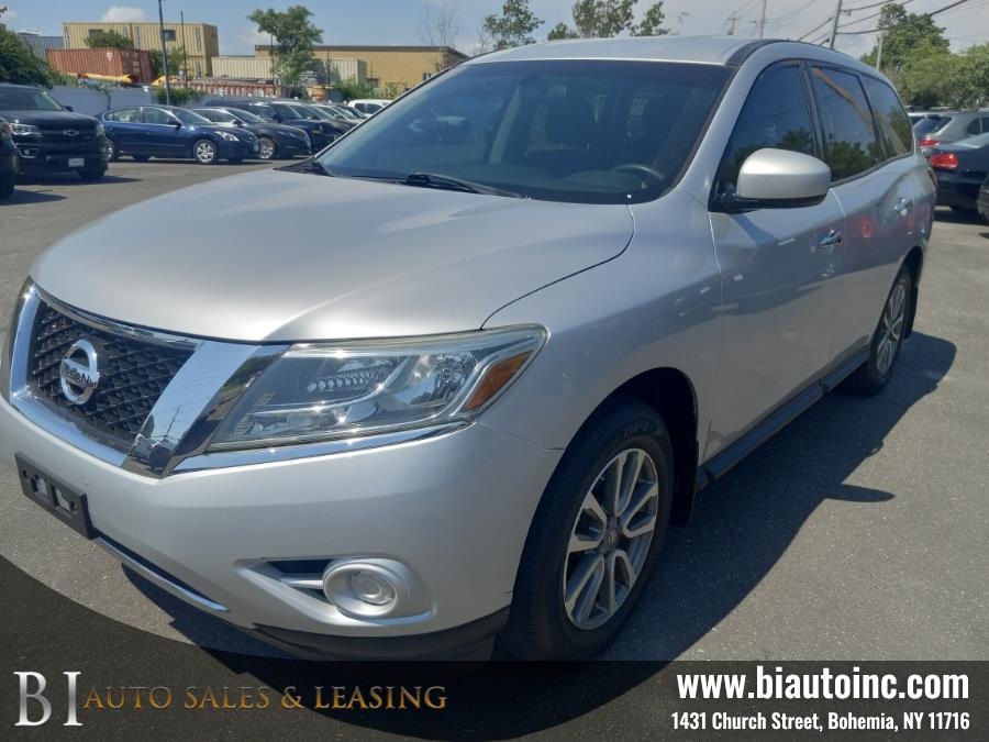 2014 Nissan Pathfinder 4WD 4dr SV, available for sale in Bohemia, New York | B I Auto Sales. Bohemia, New York