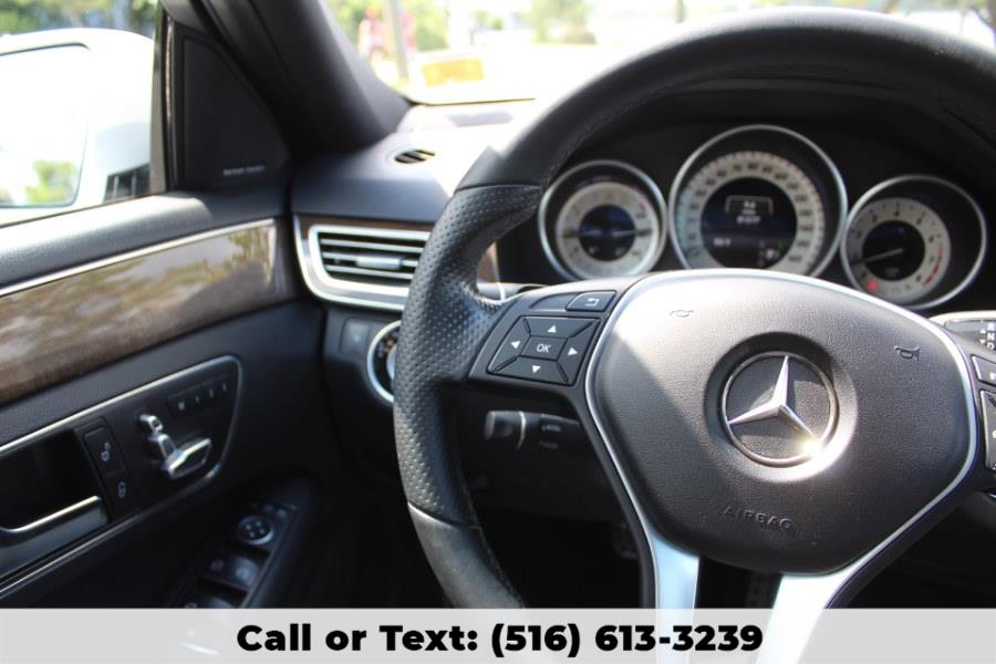 2016 Mercedes-Benz E-Class 4dr Sdn E 350 Luxury 4MATIC, available for sale in Great Neck, New York | Great Neck Car Buyers & Sellers. Great Neck, New York 2016 Mercedes-Benz E-Class 4dr Sdn E 350 Luxury 4MATIC, available for sale in Great Neck, New York | Great Neck Car Buyers & Sellers. Great Neck, New York