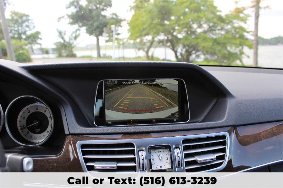 2016 Mercedes-Benz E-Class 4dr Sdn E 350 Luxury 4MATIC, available for sale in Great Neck, New York | Great Neck Car Buyers & Sellers. Great Neck, New York 2016 Mercedes-Benz E-Class 4dr Sdn E 350 Luxury 4MATIC, available for sale in Great Neck, New York | Great Neck Car Buyers & Sellers. Great Neck, New York