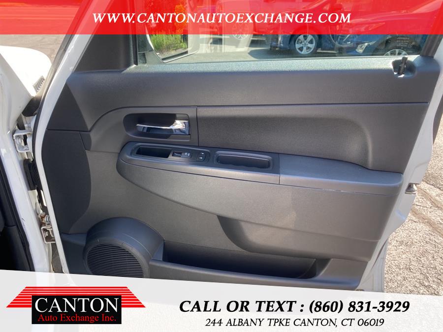 Used Jeep Liberty Latitude 2012 | Canton Auto Exchange. Canton, Connecticut Used Jeep Liberty Latitude 2012 | Canton Auto Exchange. Canton, Connecticut
