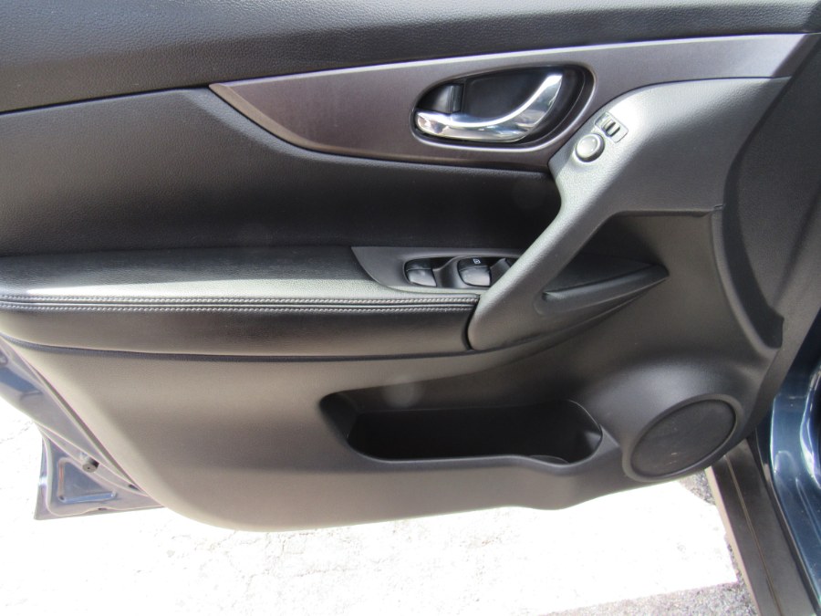 2016 Nissan Rogue SV, available for sale in Worcester, Massachusetts | Hilario's Auto Sales Inc.. Worcester, Massachusetts 2016 Nissan Rogue SV, available for sale in Worcester, Massachusetts | Hilario's Auto Sales Inc.. Worcester, Massachusetts
