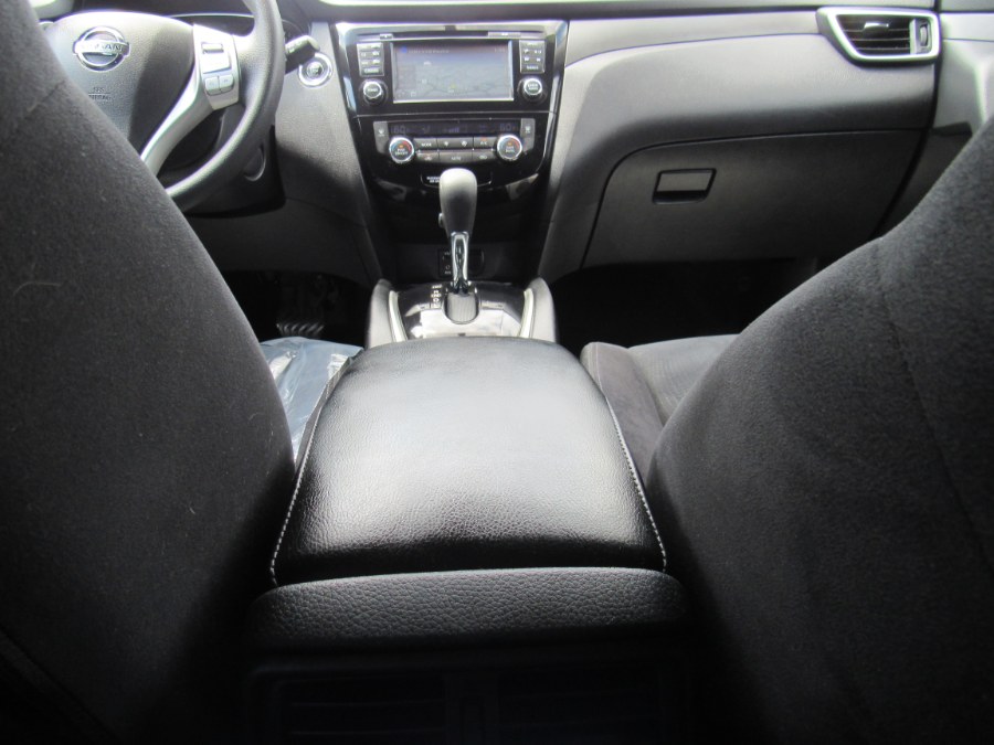2016 Nissan Rogue SV, available for sale in Worcester, Massachusetts | Hilario's Auto Sales Inc.. Worcester, Massachusetts 2016 Nissan Rogue SV, available for sale in Worcester, Massachusetts | Hilario's Auto Sales Inc.. Worcester, Massachusetts