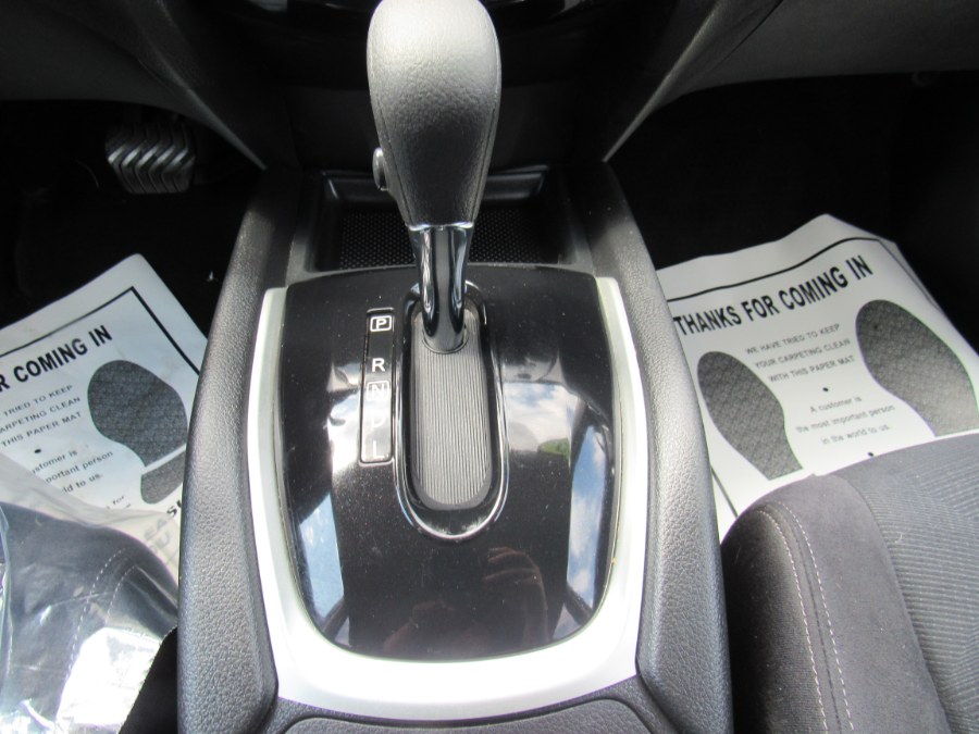 2016 Nissan Rogue SV, available for sale in Worcester, Massachusetts | Hilario's Auto Sales Inc.. Worcester, Massachusetts 2016 Nissan Rogue SV, available for sale in Worcester, Massachusetts | Hilario's Auto Sales Inc.. Worcester, Massachusetts