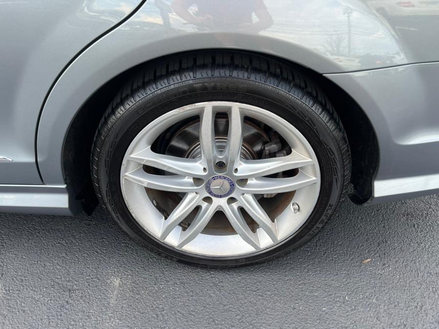 Used Mercedes-Benz C-Class 4dr Sdn C300 Sport 4MATIC 2013 | Century Auto And Truck. East Windsor, Connecticut
