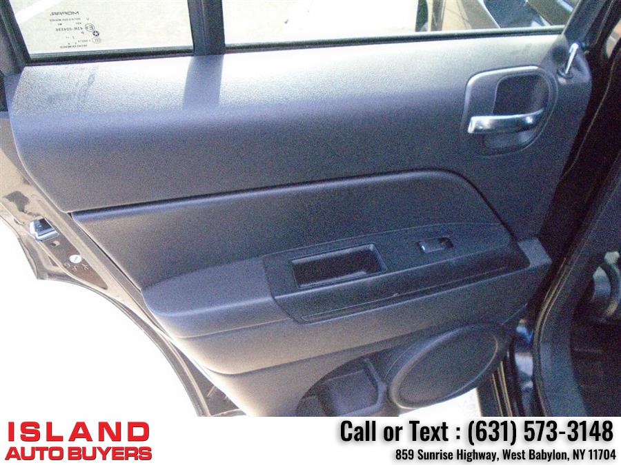 Used Jeep Patriot Latitude 4x4 4dr SUV 2014 | Island Auto Buyers. West Babylon, New York Used Jeep Patriot Latitude 4x4 4dr SUV 2014 | Island Auto Buyers. West Babylon, New York