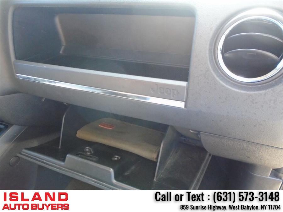 Used Jeep Patriot Latitude 4x4 4dr SUV 2014 | Island Auto Buyers. West Babylon, New York Used Jeep Patriot Latitude 4x4 4dr SUV 2014 | Island Auto Buyers. West Babylon, New York