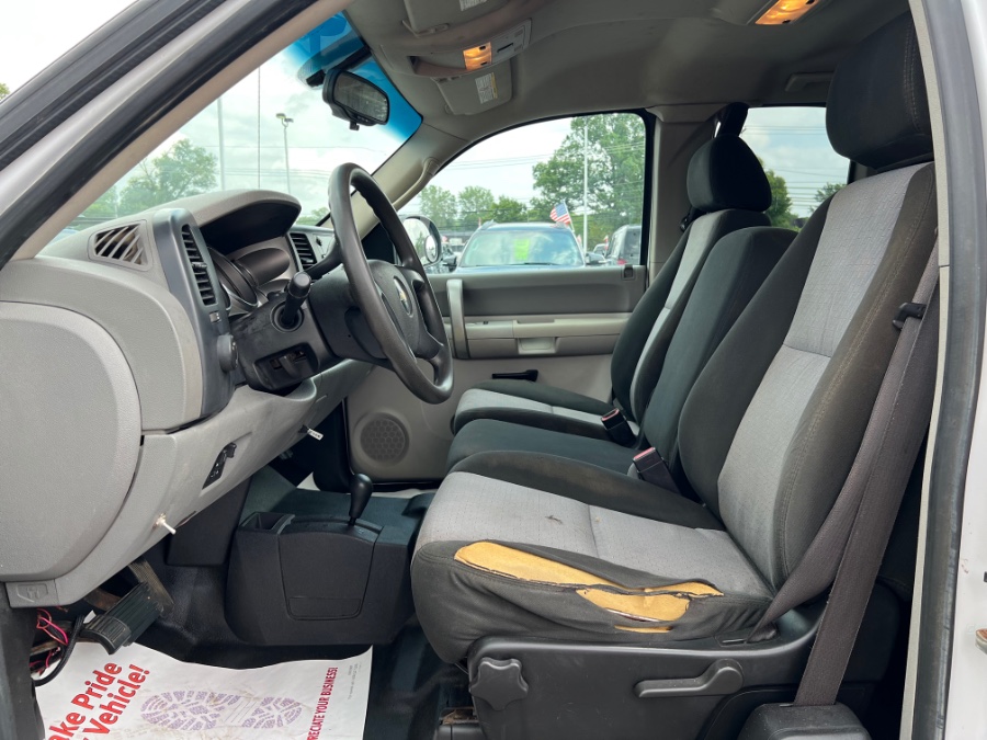 Used Chevrolet Silverado 2500HD 4WD Ext Cab 157.5" Work Truck 2009 | Marsh Auto Sales LLC. Ortonville, Michigan Used Chevrolet Silverado 2500HD 4WD Ext Cab 157.5" Work Truck 2009 | Marsh Auto Sales LLC. Ortonville, Michigan