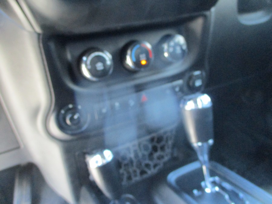 Used Jeep Wrangler Unlimited 4WD 4dr Sahara 2014 | South Shore Auto Brokers & Sales. Massapequa, New York Used Jeep Wrangler Unlimited 4WD 4dr Sahara 2014 | South Shore Auto Brokers & Sales. Massapequa, New York