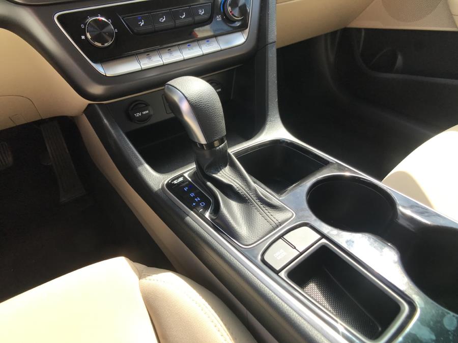 Used Hyundai Sonata SE 2019 | Prestige Auto Cars LLC. New Britain, Connecticut Used Hyundai Sonata SE 2019 | Prestige Auto Cars LLC. New Britain, Connecticut