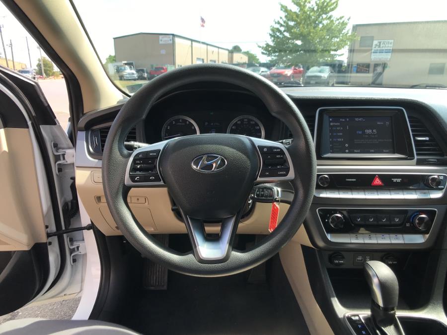 Used Hyundai Sonata SE 2019 | Prestige Auto Cars LLC. New Britain, Connecticut Used Hyundai Sonata SE 2019 | Prestige Auto Cars LLC. New Britain, Connecticut