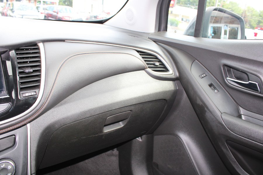 2018 Chevrolet Trax AWD 4dr LT, available for sale in Plantsville, Connecticut | Auto House of Luxury. Plantsville, Connecticut 2018 Chevrolet Trax AWD 4dr LT, available for sale in Plantsville, Connecticut | Auto House of Luxury. Plantsville, Connecticut