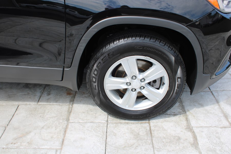 2018 Chevrolet Trax AWD 4dr LT, available for sale in Plantsville, Connecticut | Auto House of Luxury. Plantsville, Connecticut 2018 Chevrolet Trax AWD 4dr LT, available for sale in Plantsville, Connecticut | Auto House of Luxury. Plantsville, Connecticut