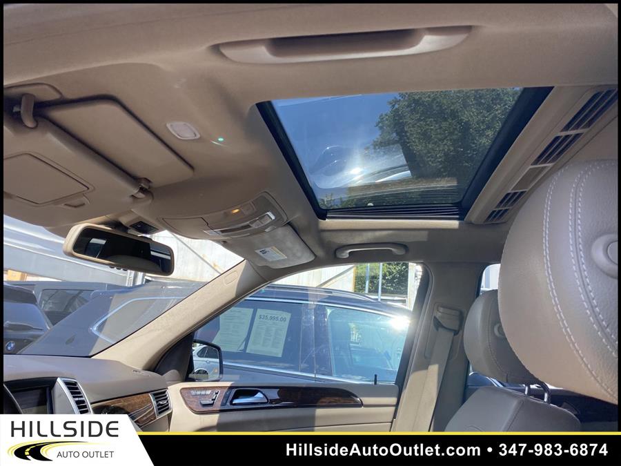 2012 Mercedes-benz M-class ML 350, available for sale in Jamaica, New York | Hillside Auto Outlet. Jamaica, New York 2012 Mercedes-benz M-class ML 350, available for sale in Jamaica, New York | Hillside Auto Outlet. Jamaica, New York