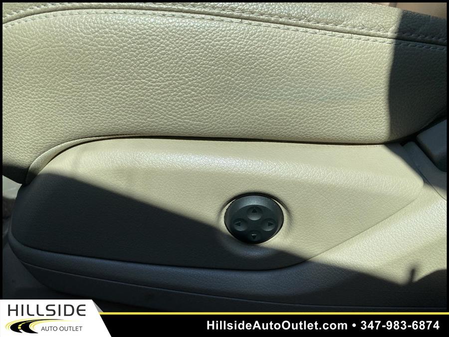 2012 Mercedes-benz M-class ML 350, available for sale in Jamaica, New York | Hillside Auto Outlet. Jamaica, New York 2012 Mercedes-benz M-class ML 350, available for sale in Jamaica, New York | Hillside Auto Outlet. Jamaica, New York