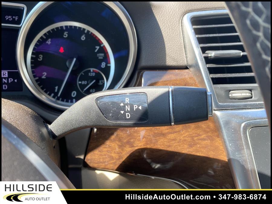 2012 Mercedes-benz M-class ML 350, available for sale in Jamaica, New York | Hillside Auto Outlet. Jamaica, New York 2012 Mercedes-benz M-class ML 350, available for sale in Jamaica, New York | Hillside Auto Outlet. Jamaica, New York
