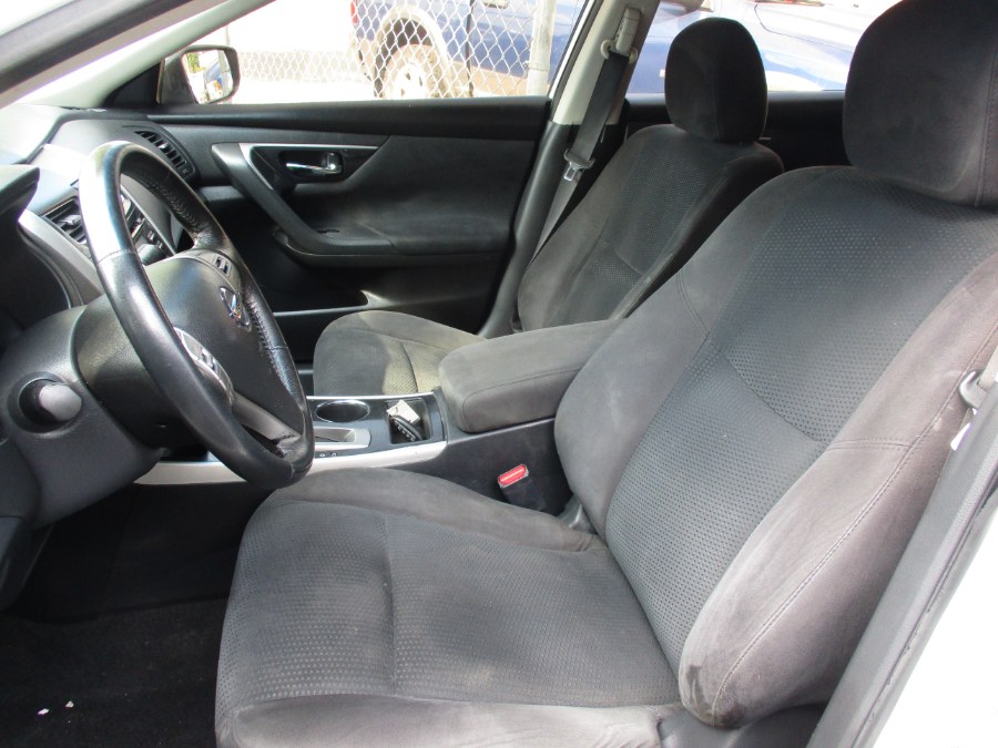 Used Nissan Altima 4dr Sdn I4 2.5 SV 2014 | New Gen Auto Group. West Babylon, New York Used Nissan Altima 4dr Sdn I4 2.5 SV 2014 | New Gen Auto Group. West Babylon, New York
