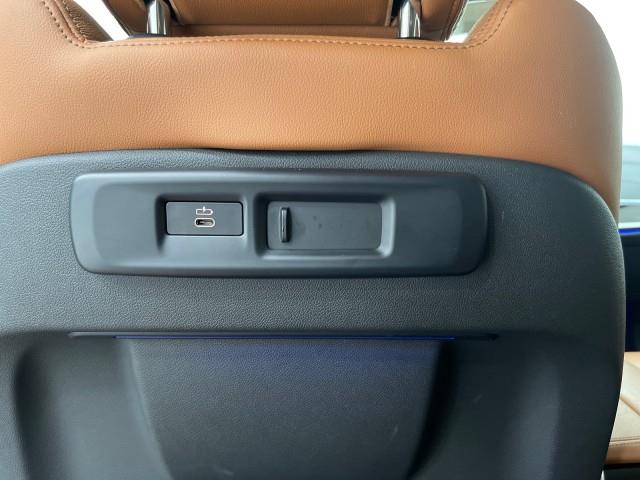 Used BMW X7 xDrive 40i w/ Navi & 360cam 2021 | Car Revolution. Maple Shade, New Jersey Used BMW X7 xDrive 40i w/ Navi & 360cam 2021 | Car Revolution. Maple Shade, New Jersey