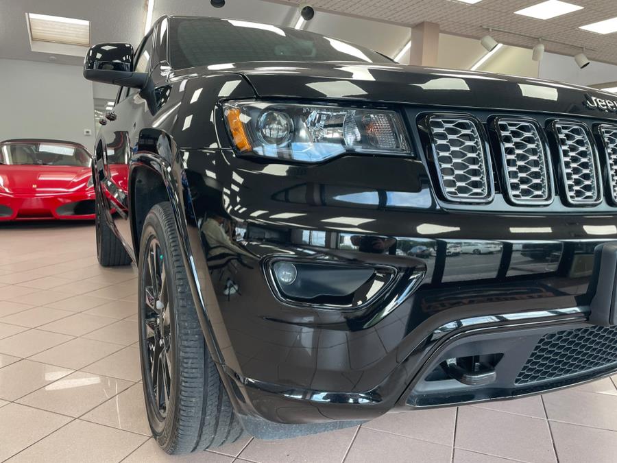 Used Jeep Grand Cherokee ALTITUDE 4x4 2019 | Power Motors East. Massapequa Park, New York Used Jeep Grand Cherokee ALTITUDE 4x4 2019 | Power Motors East. Massapequa Park, New York
