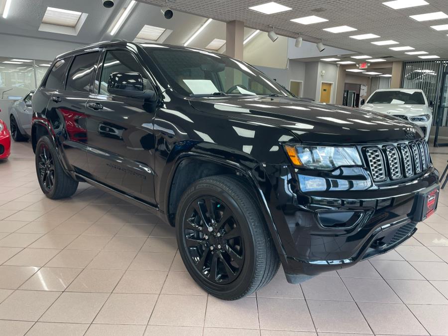 Used Jeep Grand Cherokee ALTITUDE 4x4 2019 | Power Motors East. Massapequa Park, New York Used Jeep Grand Cherokee ALTITUDE 4x4 2019 | Power Motors East. Massapequa Park, New York