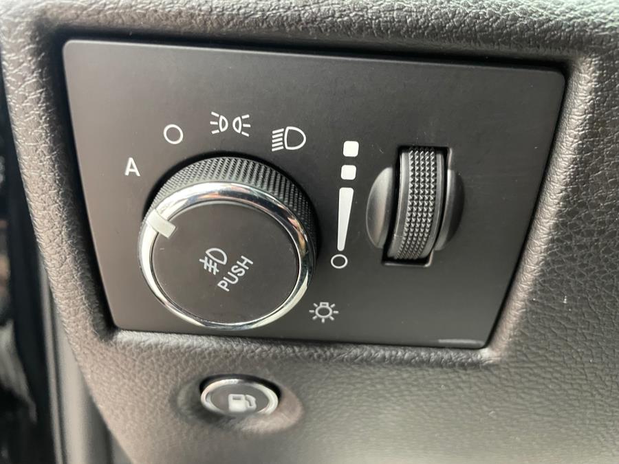 Used Jeep Grand Cherokee ALTITUDE 4x4 2019 | Power Motors East. Massapequa Park, New York Used Jeep Grand Cherokee ALTITUDE 4x4 2019 | Power Motors East. Massapequa Park, New York
