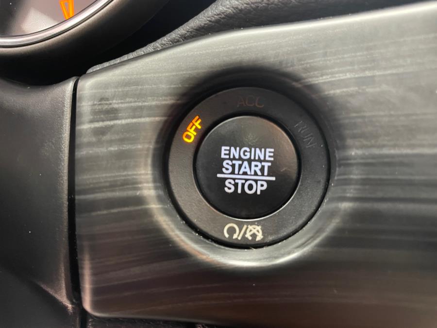 Used Jeep Grand Cherokee ALTITUDE 4x4 2019 | Power Motors East. Massapequa Park, New York Used Jeep Grand Cherokee ALTITUDE 4x4 2019 | Power Motors East. Massapequa Park, New York