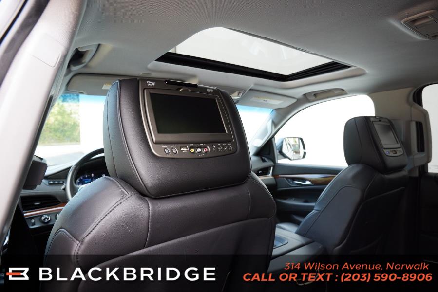 2019 Cadillac Escalade 4WD 4dr Luxury, available for sale in Norwalk, Connecticut | Black Bridge Motors, LLC. Norwalk, Connecticut 2019 Cadillac Escalade 4WD 4dr Luxury, available for sale in Norwalk, Connecticut | Black Bridge Motors, LLC. Norwalk, Connecticut